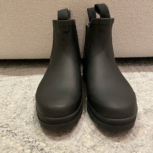 Everlane “The Rain Boot”